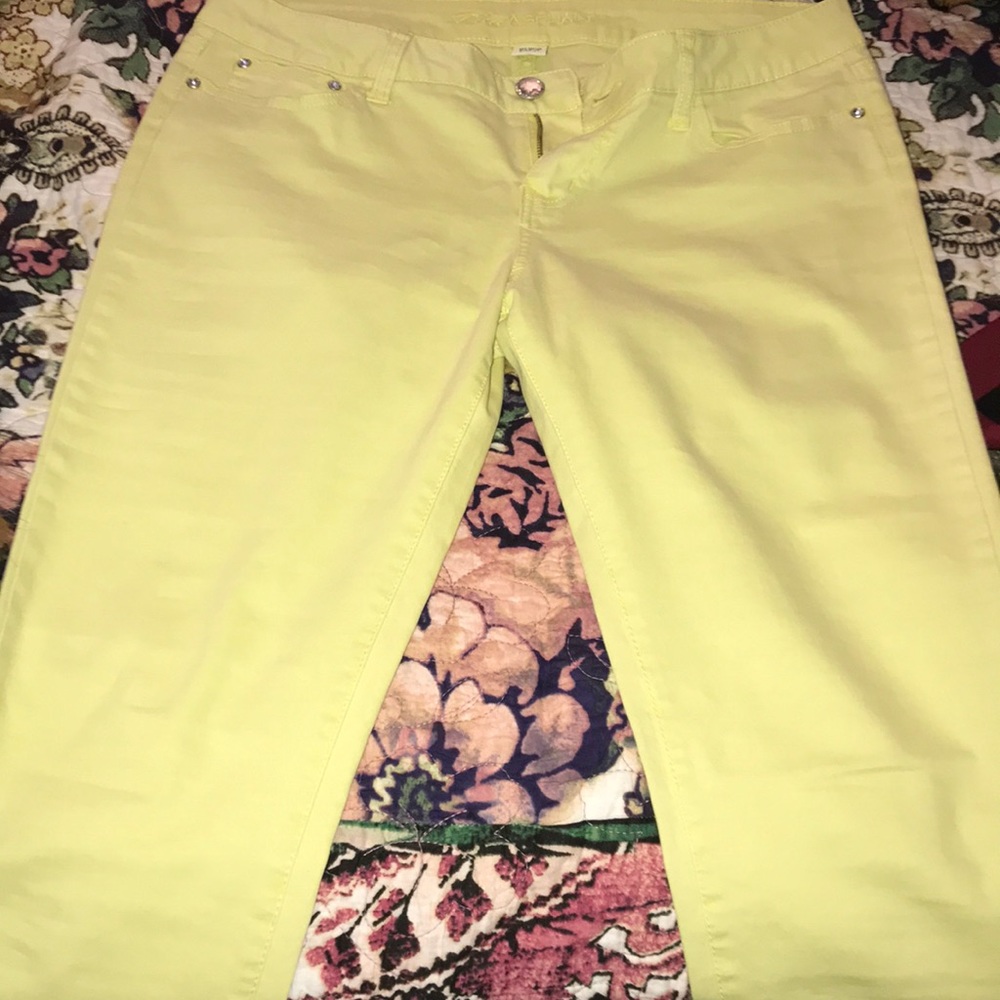 Neon colored jeans! 😊 - Picture 2 of 4
